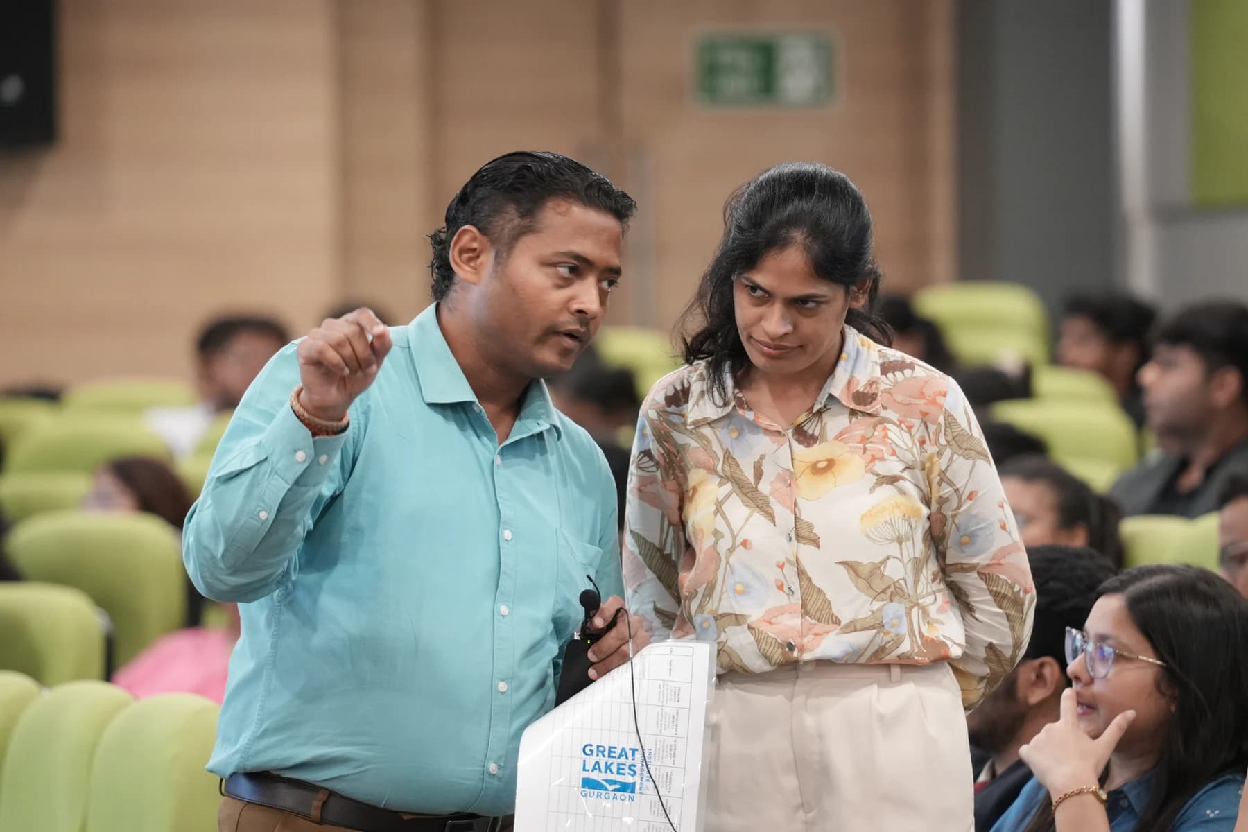 Dr Swapnil Sahoo facilitating a live exchange with a participant in the classroom